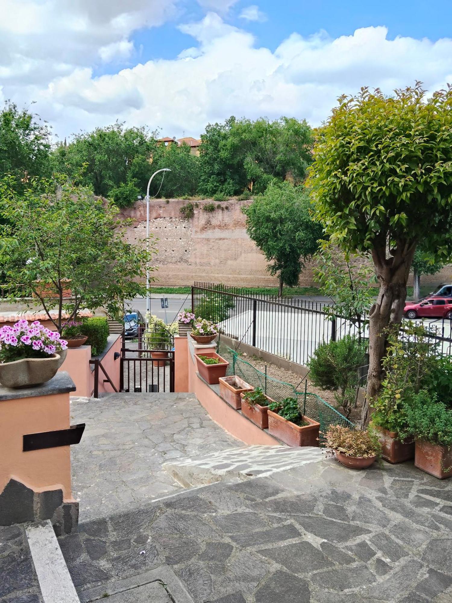 Apartment Piramide Gold *